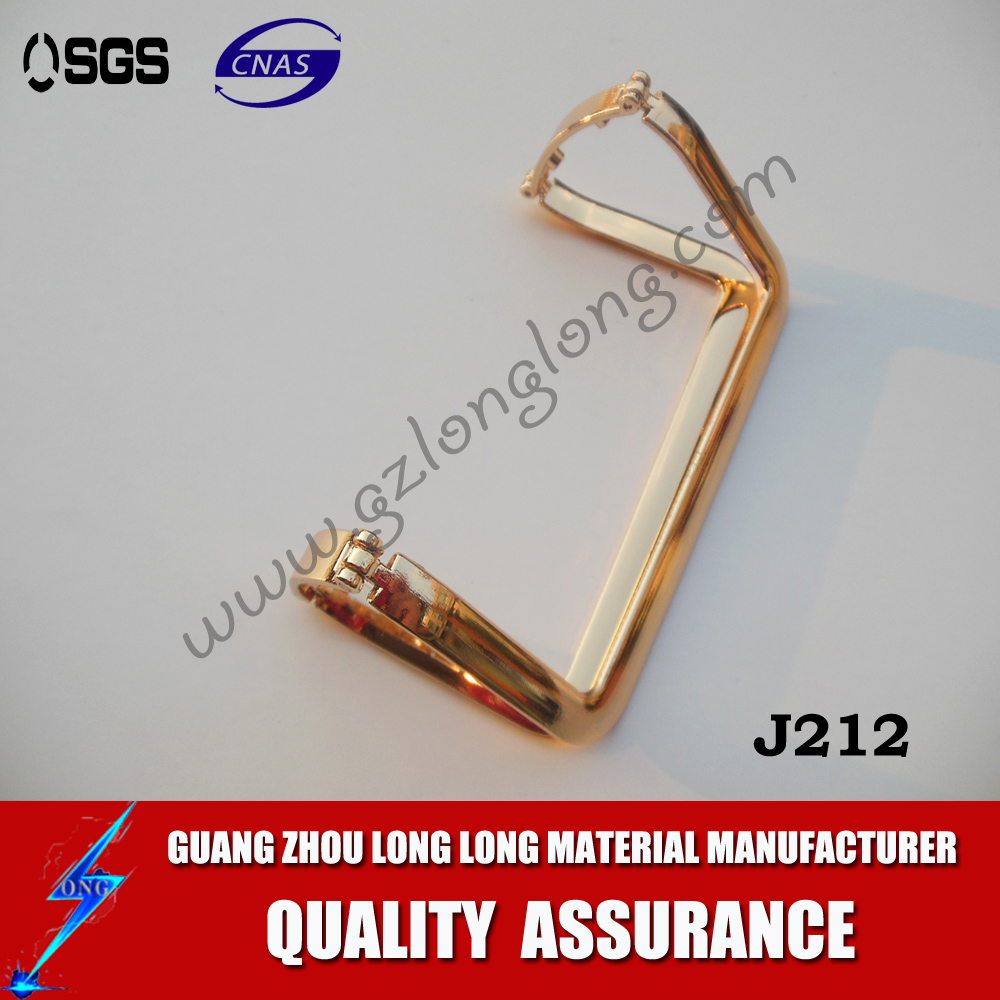 Vintage Kisslocked Clip Wooden Handle Frame For Evening Bag Purse 