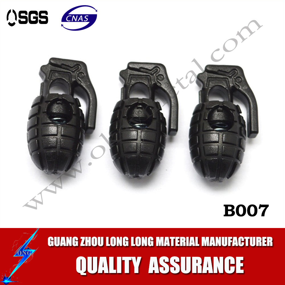 Adjustable stainless steel D Shackle for paracord bracelet